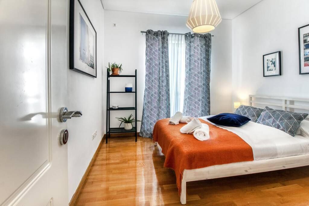 Spacious Apartment In Glyfada Close To The Sea Афины Экстерьер фото